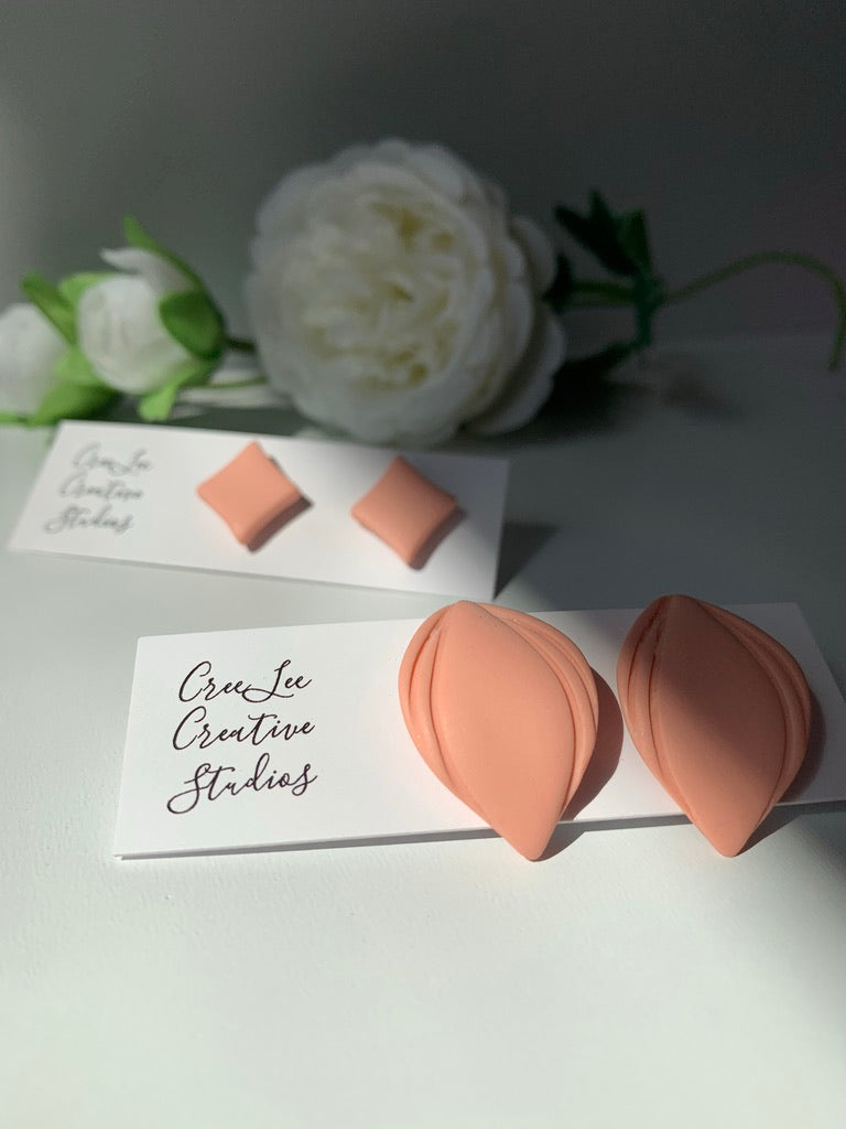 Flower - Petal Hugs
