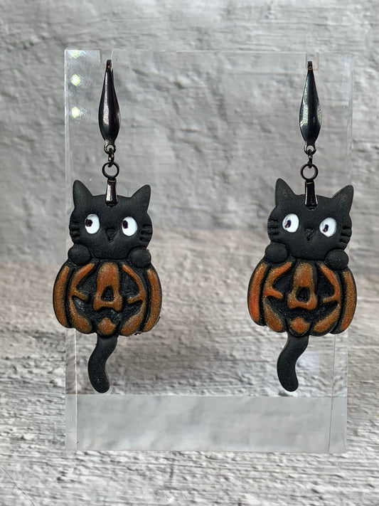 NEW * The Pumpkin Crasher — Black Cat Jack-O’-Lantern Halloween Earrings