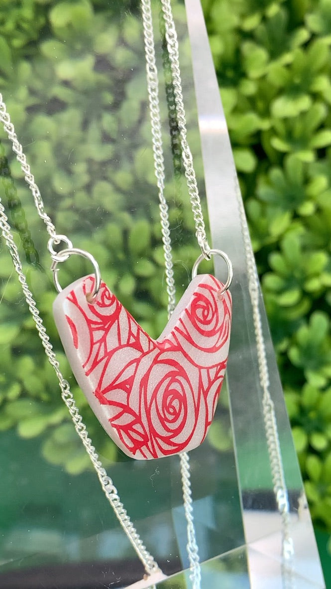 Flower - Run for the Roses Necklace