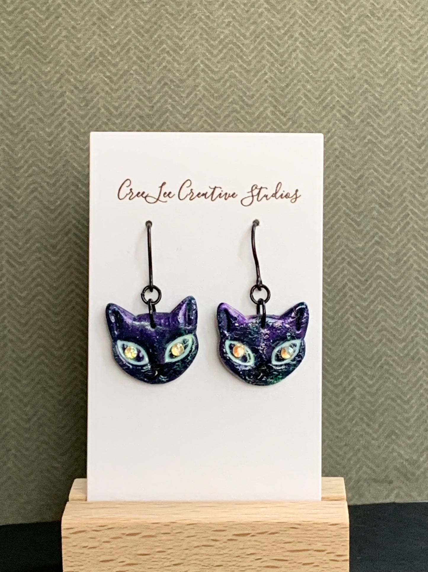 Cat Earrings - Purple Alien Cat Dangles