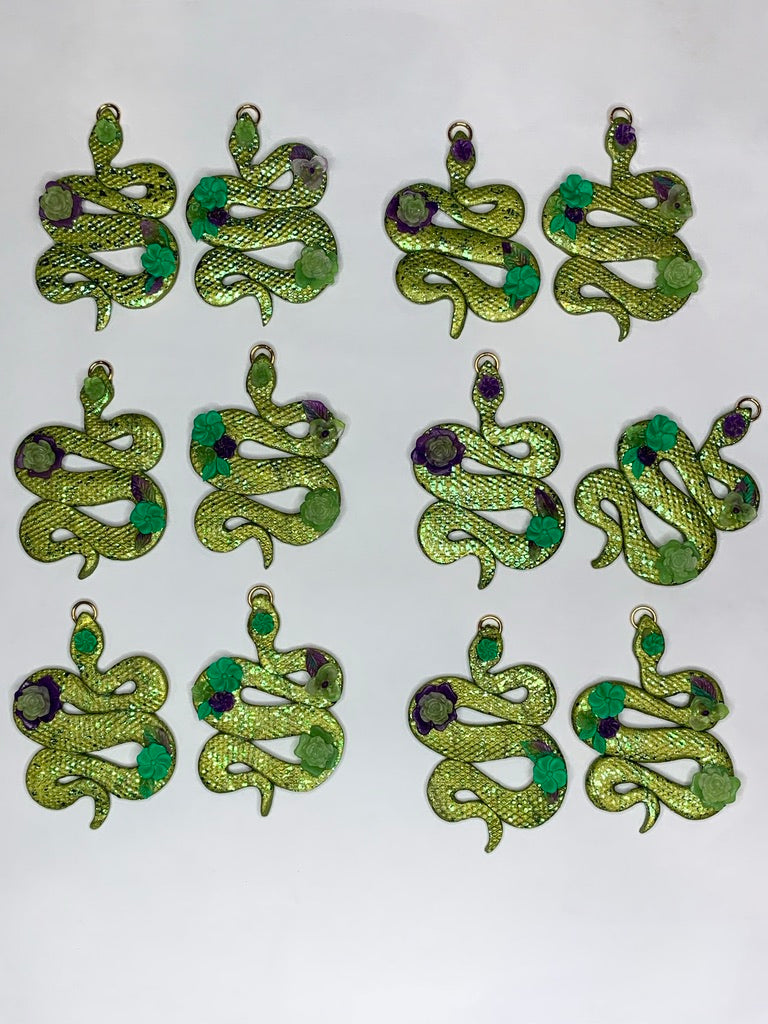 Spooky - Green Snake Earrings - Snakes that St. Patrick drove out of Ireland