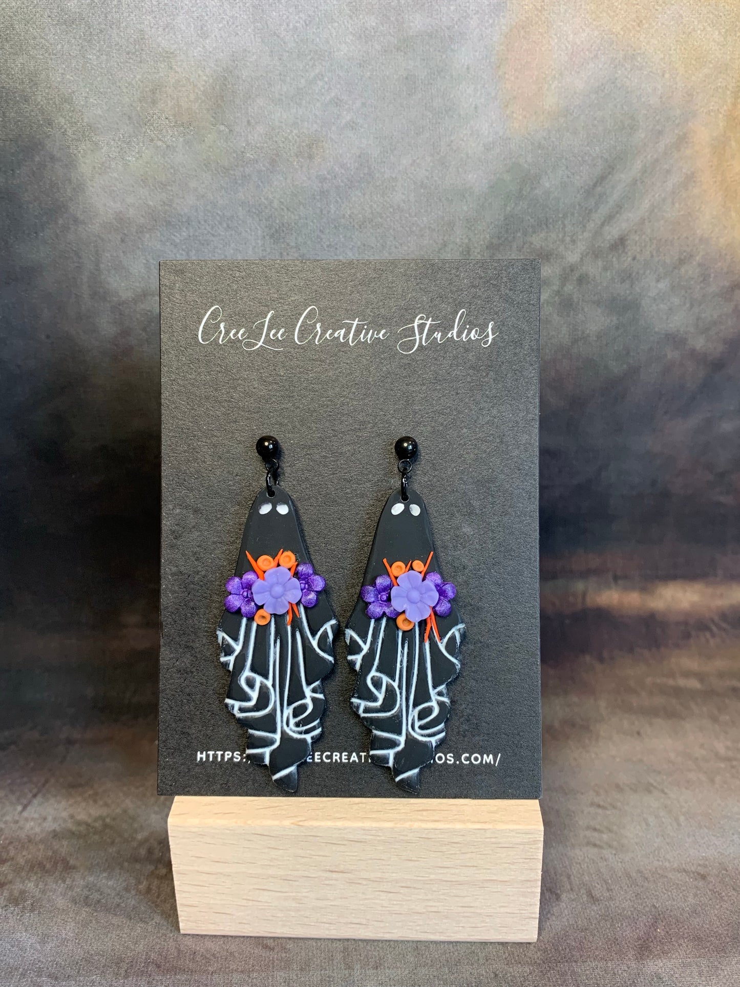 Spooky - Ghosts with Purple Flowers Earrings