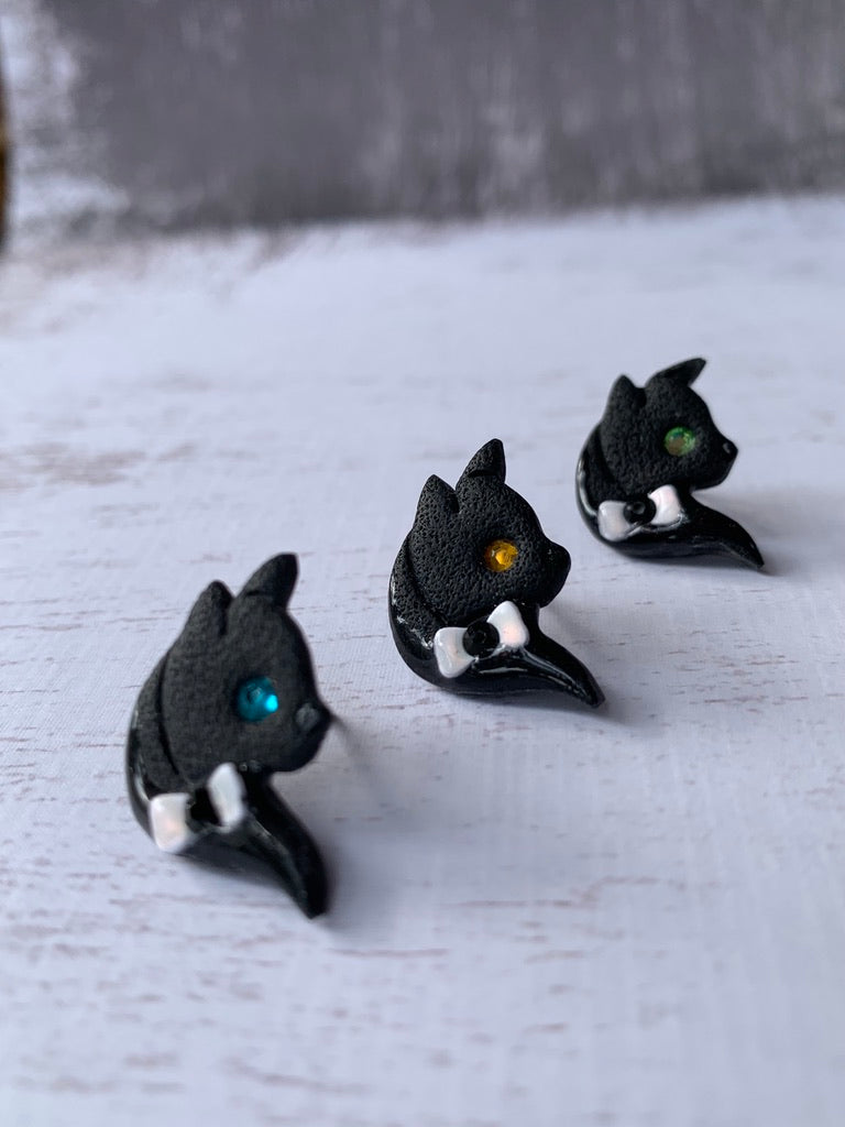 Cat Earrings - Tuxedo Cat Studs - Cat with Bow-Tie, The Great Catsby