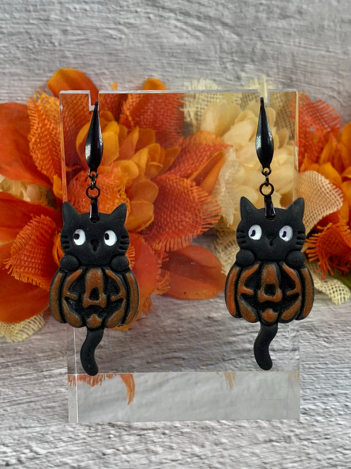 NEW * The Pumpkin Crasher — Black Cat Jack-O’-Lantern Halloween Earrings