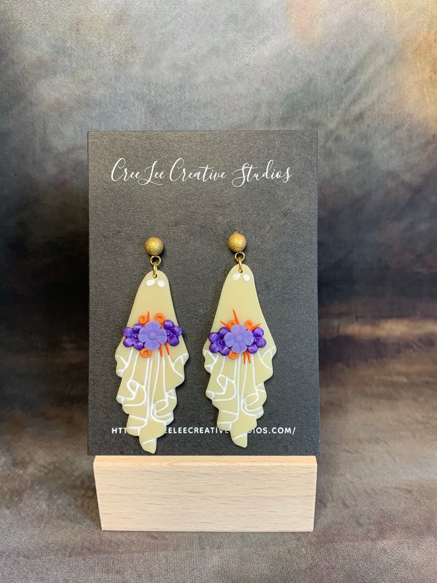 Spooky - Ghosts with Purple Flowers Earrings