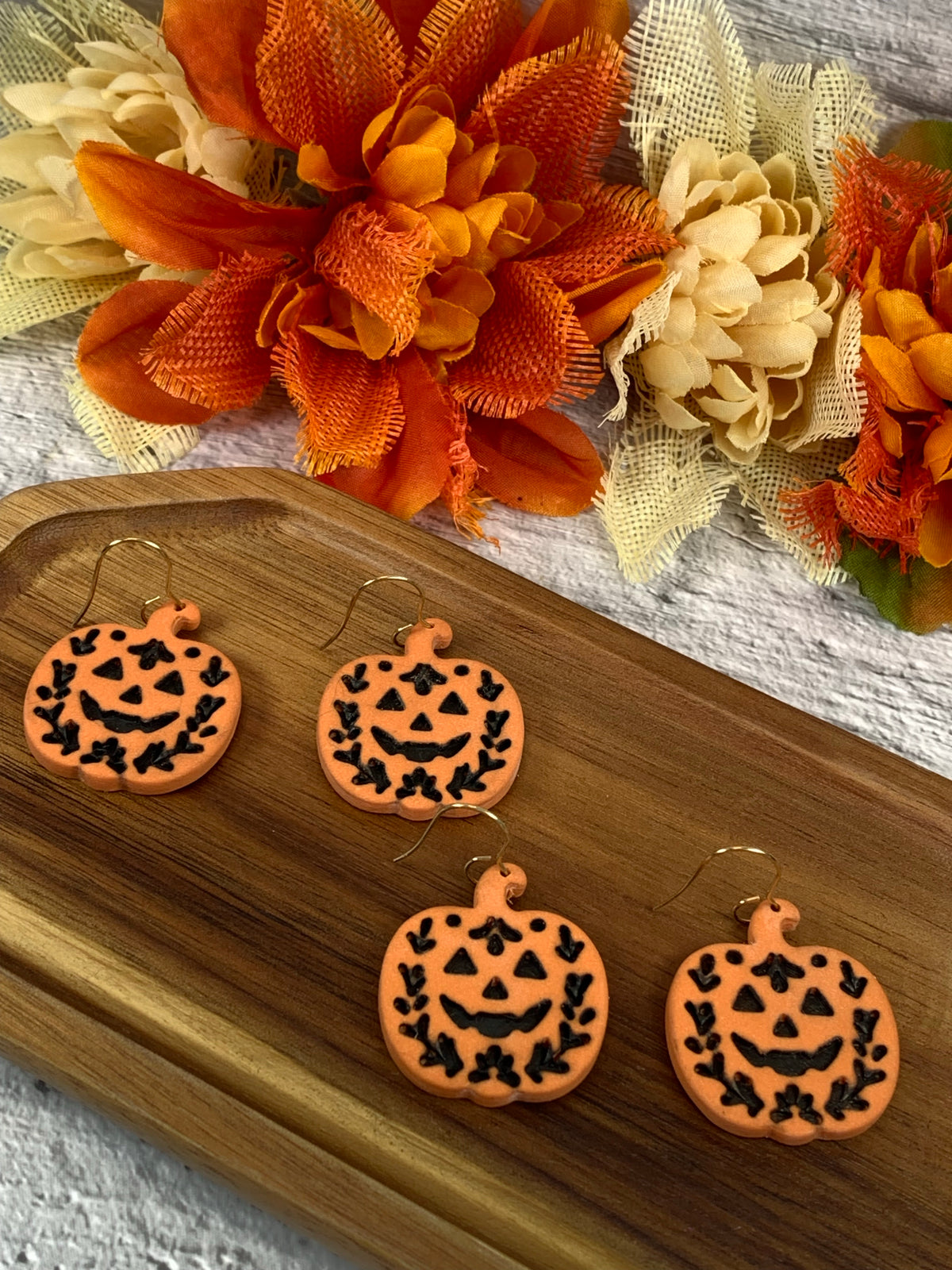 NEW * The Folk-Art Jack — Floral Pumpkin Halloween Earrings