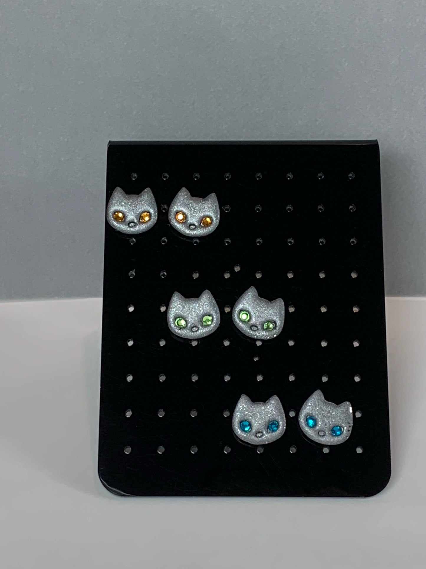 Cat Earrings - Silver/Grey Cat Studs with Sparkling Eyes