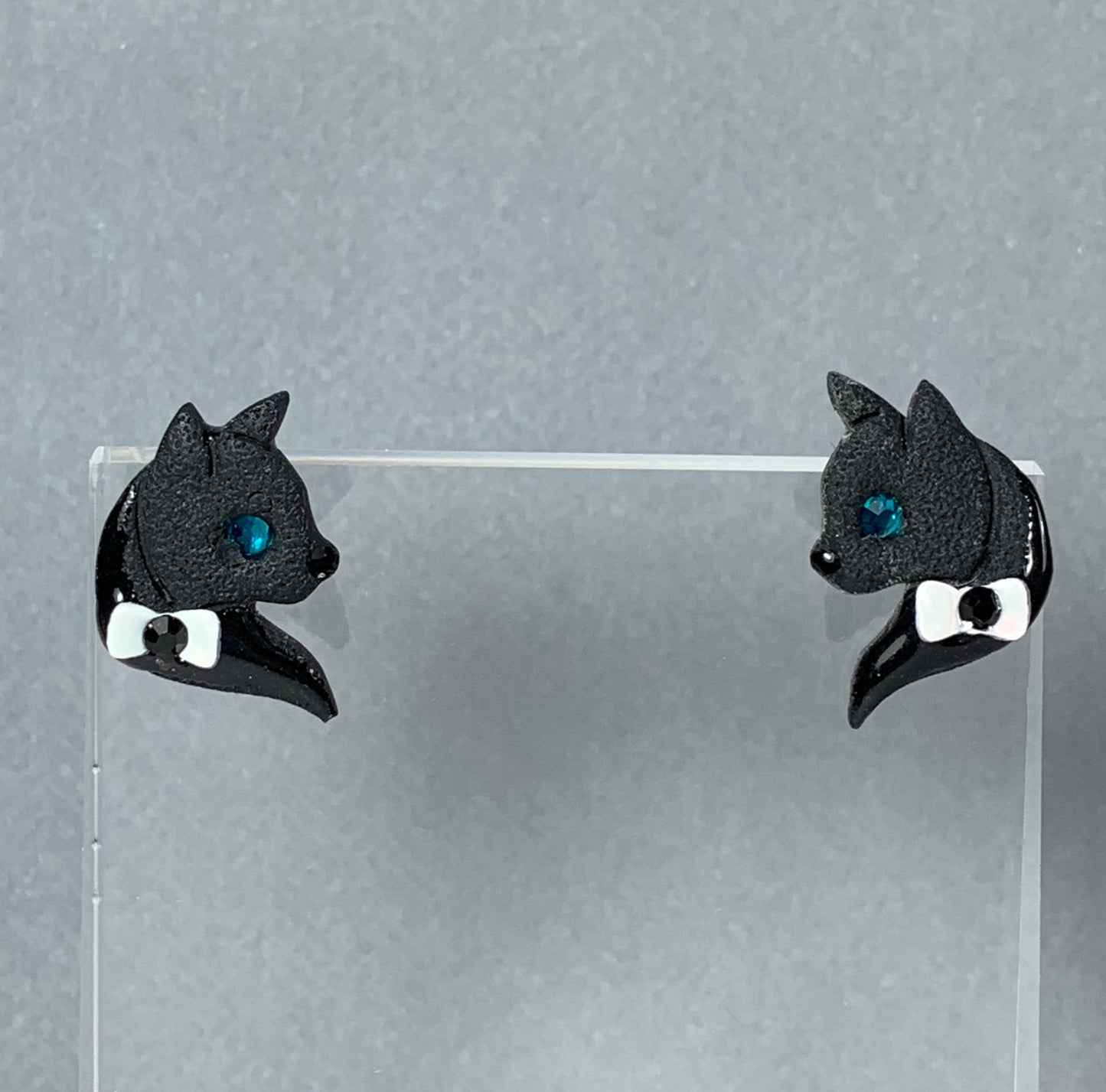 Cat Earrings - Tuxedo Cat Studs - Cat with Bow-Tie, The Great Catsby